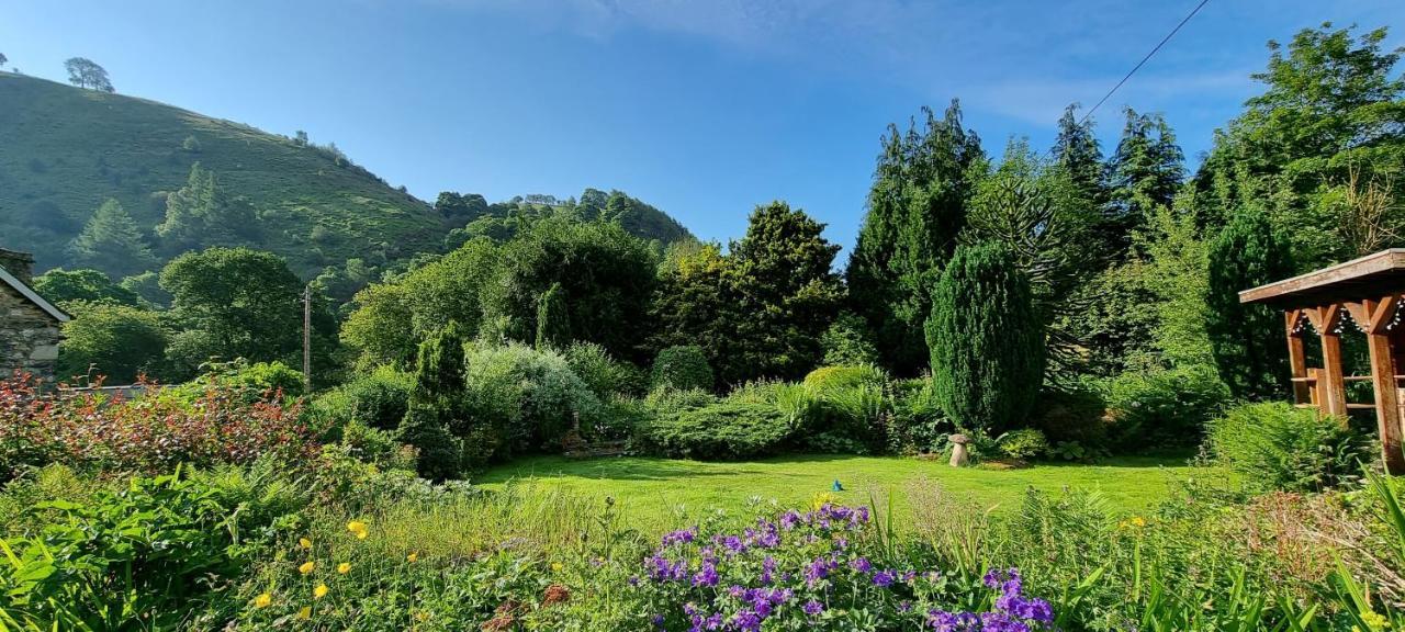 Modern And Spacious 2 Bedroom Apartment With Free Parking Llansantffraid Llansantffraid Glyn Ceiriog Eksteriør bilde